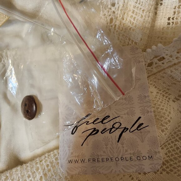 Free People Heartland mini dress NWT White Small missing one lace - Picture 14 of 15